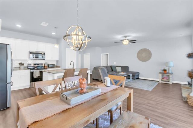 3039 HIGHWAY 17, Clarkesville, GA 30523