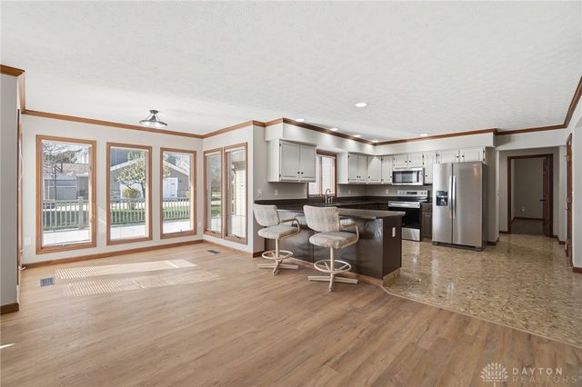 3473 Fairwood Drive, Beavercreek, OH 45432