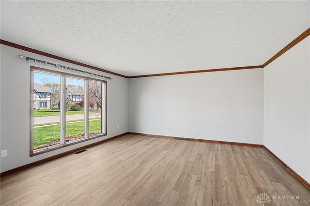 3473 Fairwood Drive, Beavercreek, OH 45432