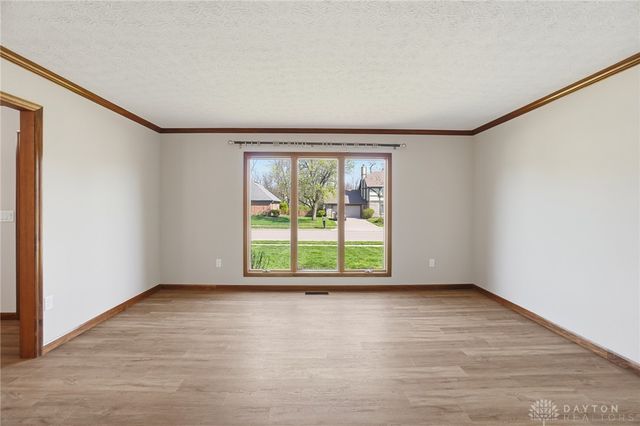 3473 Fairwood Drive, Beavercreek, OH 45432