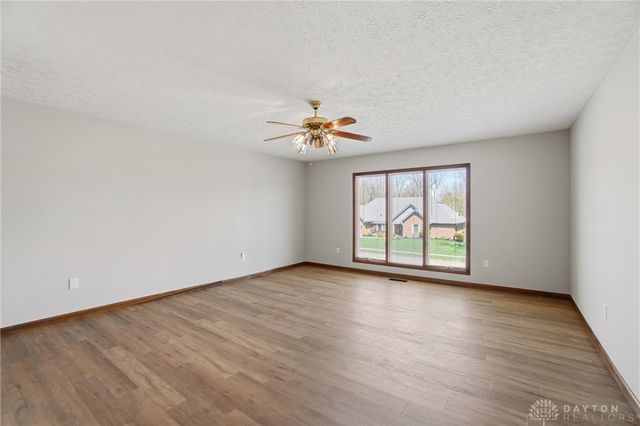 3473 Fairwood Drive, Beavercreek, OH 45432