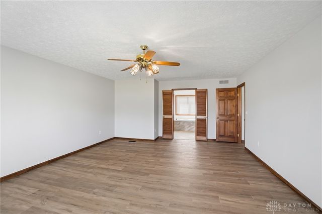 3473 Fairwood Drive, Beavercreek, OH 45432