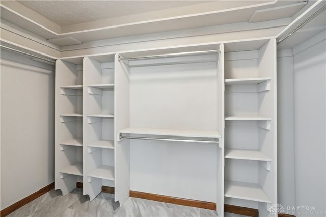 3473 Fairwood Drive, Beavercreek, OH 45432