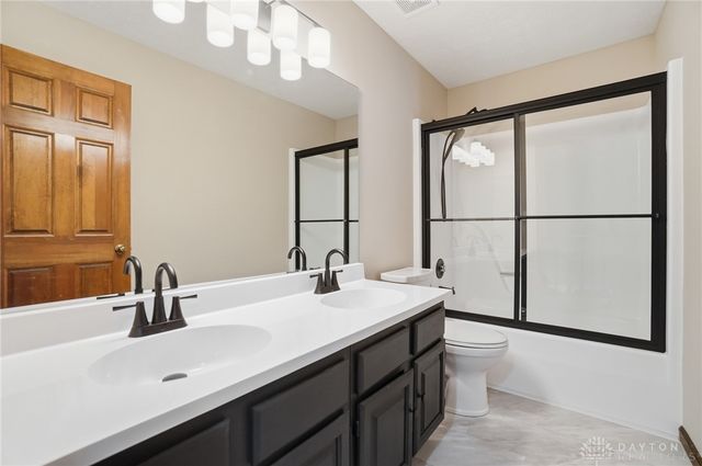 3473 Fairwood Drive, Beavercreek, OH 45432