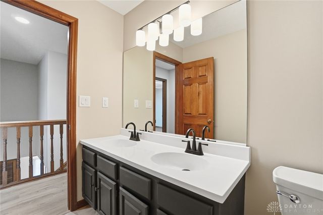 3473 Fairwood Drive, Beavercreek, OH 45432