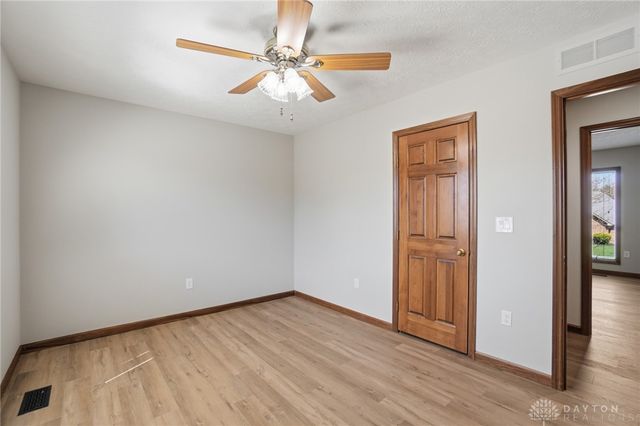 3473 Fairwood Drive, Beavercreek, OH 45432