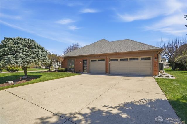 3473 Fairwood Drive, Beavercreek, OH 45432