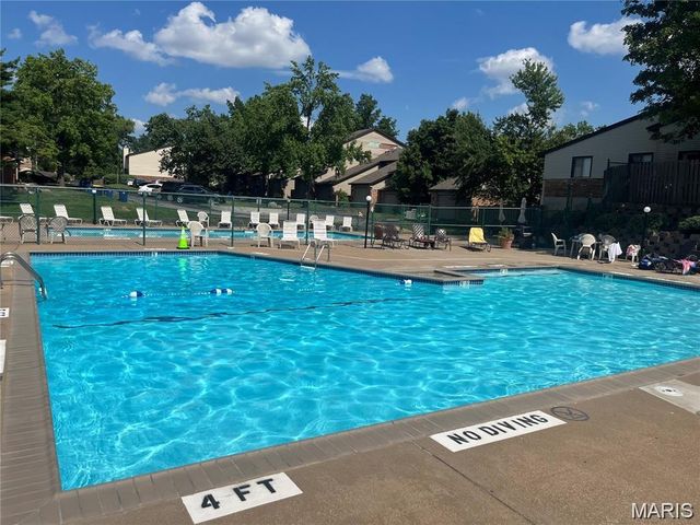 1840 Misty Moss Drive, St Louis, MO 63146