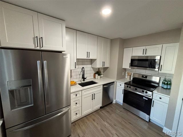 1840 Misty Moss Drive, St Louis, MO 63146