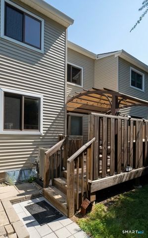 30 Orangewood West 30, Derby, CT 06418