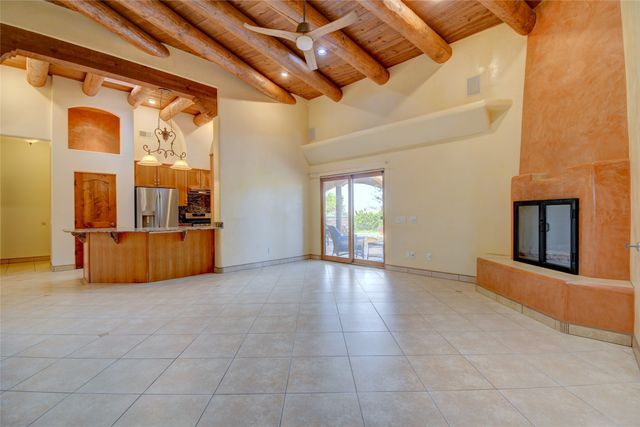 3038 Governor Lindsey Road, Santa Fe, NM 87505