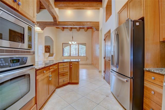 3038 Governor Lindsey Road, Santa Fe, NM 87505