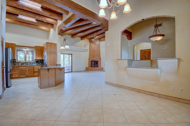 3038 Governor Lindsey Road, Santa Fe, NM 87505