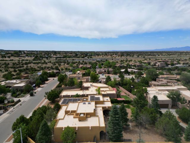 3038 Governor Lindsey Road, Santa Fe, NM 87505