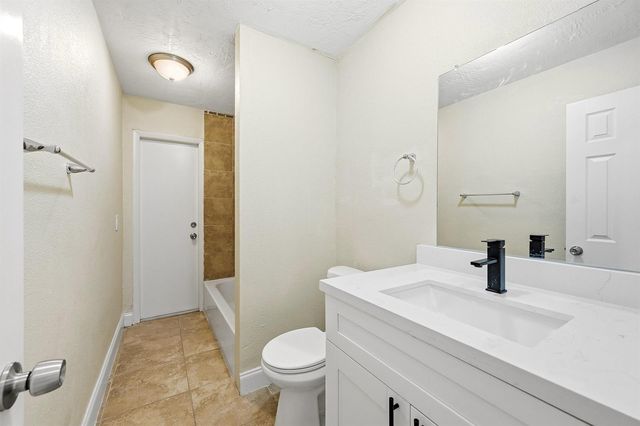 9671 NW 24th Street, Sunrise, FL 33322