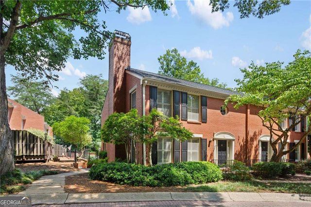 501 Defoors Mill Circle NW, Atlanta, GA 30318