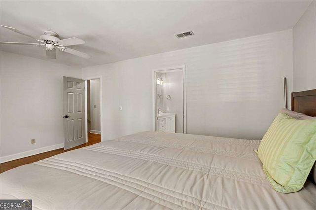 501 Defoors Mill Circle NW, Atlanta, GA 30318