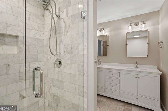 501 Defoors Mill Circle NW, Atlanta, GA 30318