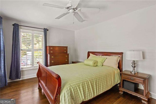 501 Defoors Mill Circle NW, Atlanta, GA 30318