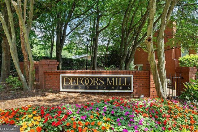 501 Defoors Mill Circle NW, Atlanta, GA 30318