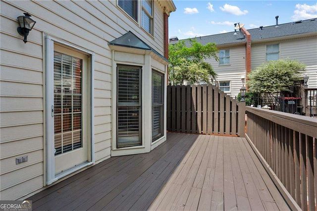 501 Defoors Mill Circle NW, Atlanta, GA 30318