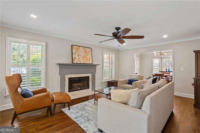 501 Defoors Mill Circle NW, Atlanta, GA 30318