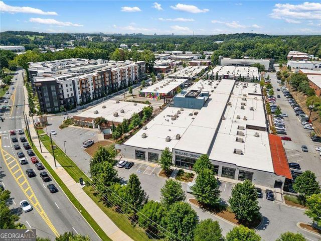 501 Defoors Mill Circle NW, Atlanta, GA 30318
