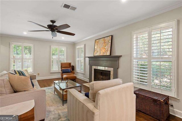 501 Defoors Mill Circle NW, Atlanta, GA 30318