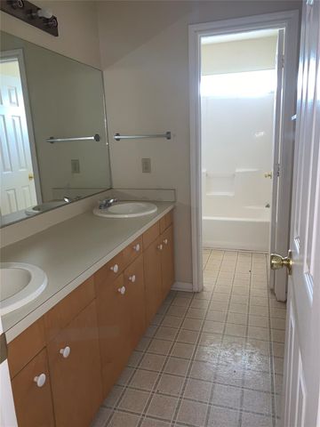 4310 College Main Street, Bryan, TX 77801