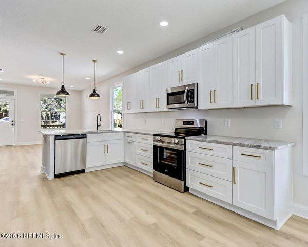 1715 IONIA Street, Jacksonville, FL 32206