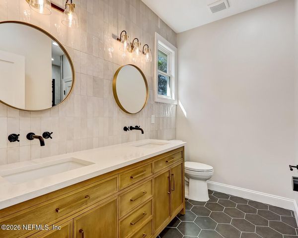 1715 IONIA Street, Jacksonville, FL 32206