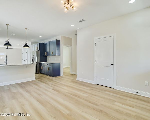 1715 IONIA Street, Jacksonville, FL 32206