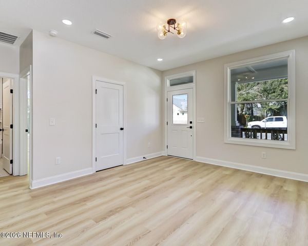 1715 IONIA Street, Jacksonville, FL 32206