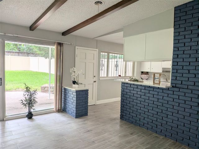 710 E FIVE MILE Parkway, Dallas, TX 75216
