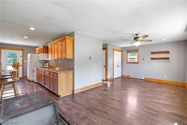 13095 Portage Street, Doylestown, OH 44230