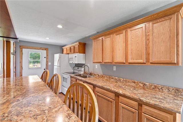 13095 Portage Street, Doylestown, OH 44230