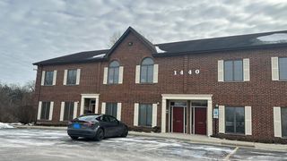 1440 Maple Avenue 6-B, Lisle, IL 60532