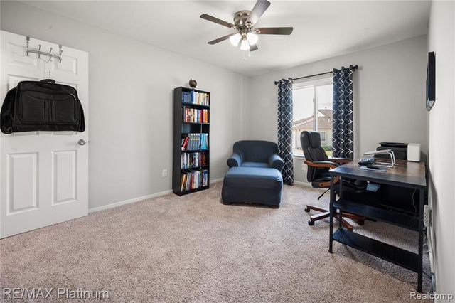 1108 Lake Park Drive, Grand Blanc, MI 48439