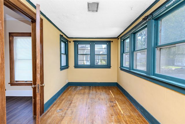 700 Arthur Avenue, Des Moines, IA 50316