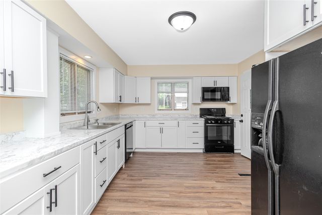 700 Arthur Avenue, Des Moines, IA 50316