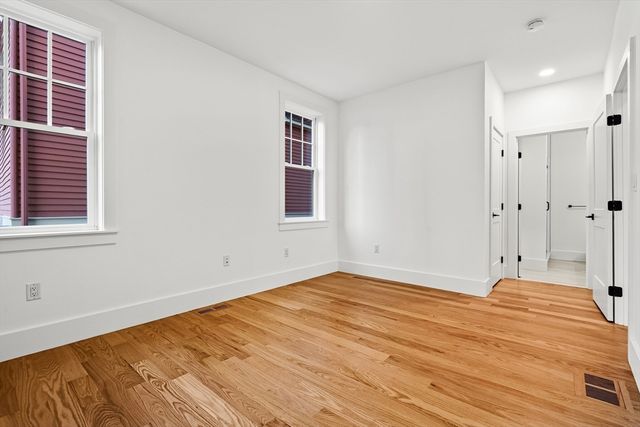 23 A Ward Street A, Woburn, MA 01801