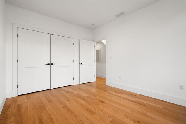 23 A Ward Street A, Woburn, MA 01801
