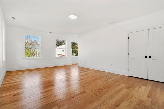 23 A Ward Street A, Woburn, MA 01801