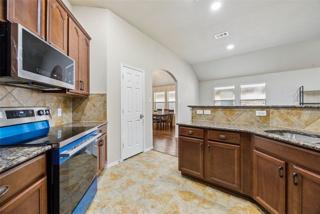 5621 Crestwood Drive, Prosper, TX 75078