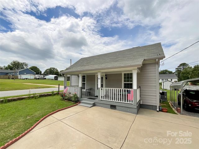 43 Mandalay Place SW, Concord, NC 28027
