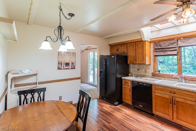 9628 Cain Drive NE, Warren, OH 44484