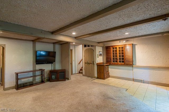9628 Cain Drive NE, Warren, OH 44484