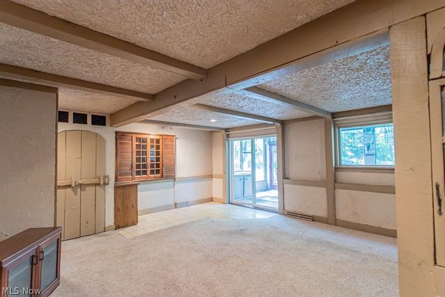 9628 Cain Drive NE, Warren, OH 44484