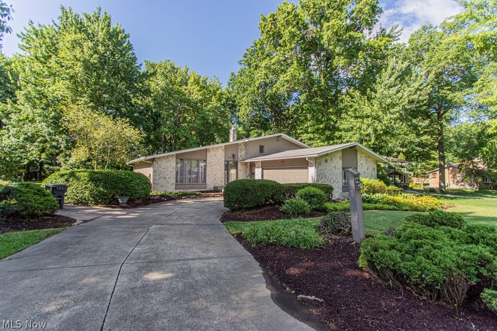 9628 Cain Drive NE, Warren, OH 44484