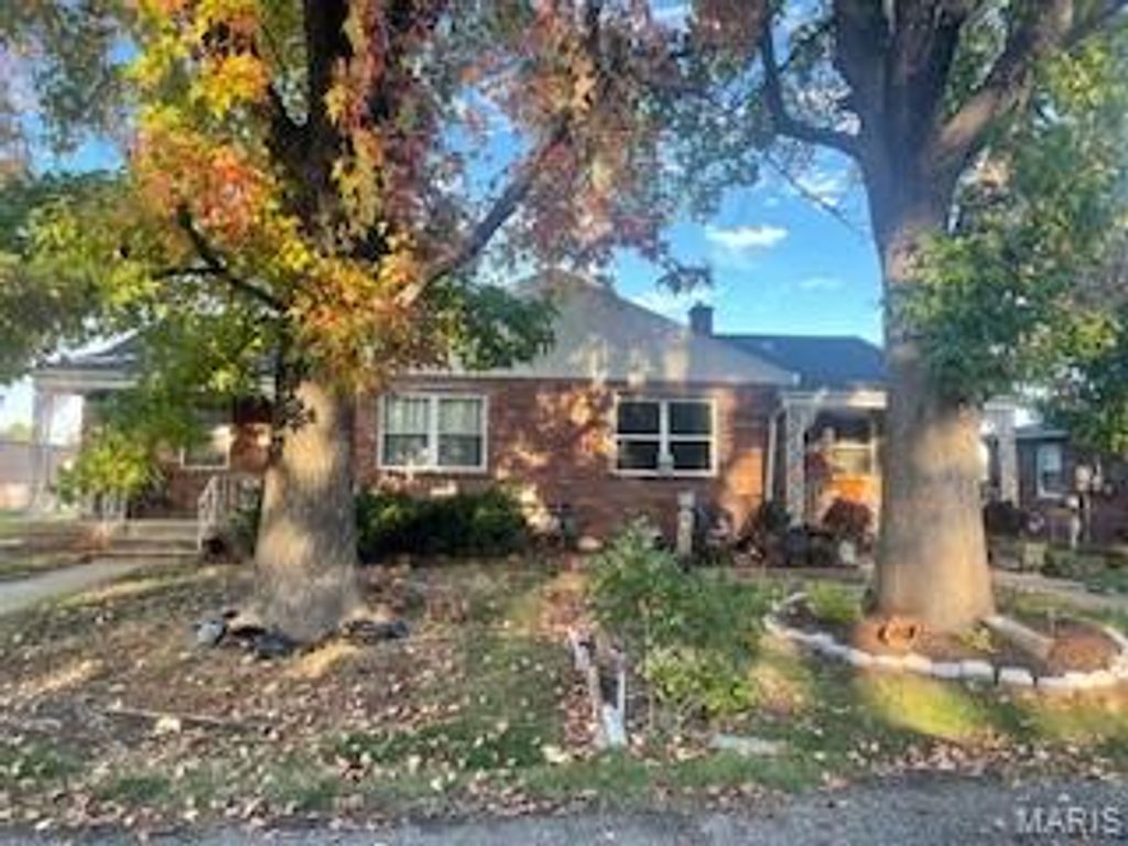 6317 W Washington Street, Belleville, IL 62223